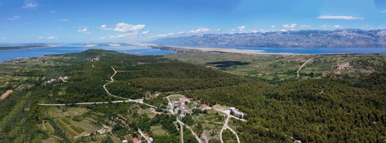 Apartments Tri Mora Ražanac 外观 照片