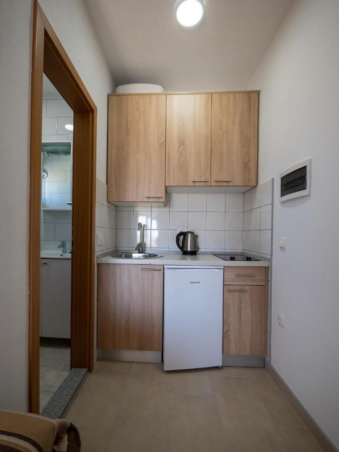 Apartments Tri Mora Ražanac 外观 照片