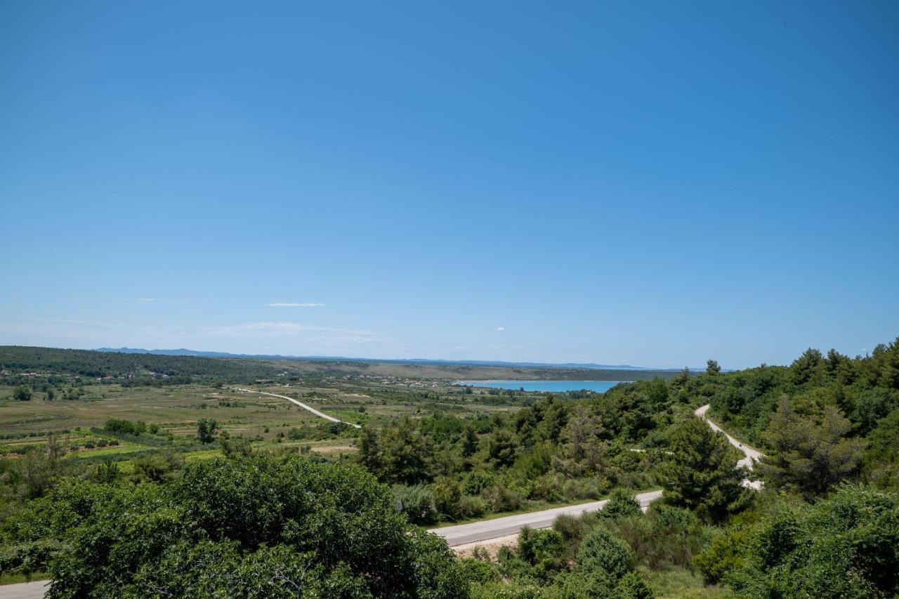 Apartments Tri Mora Ražanac 外观 照片