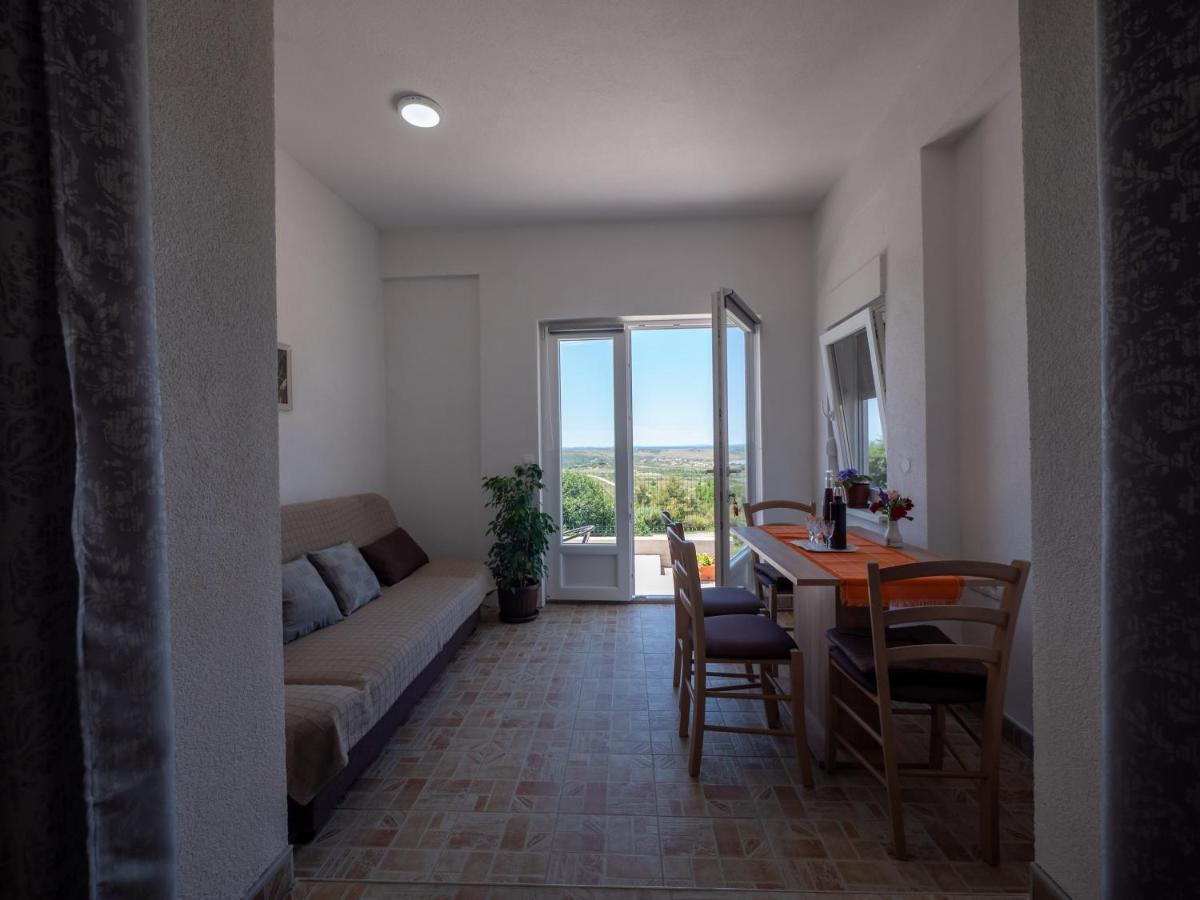 Apartments Tri Mora Ražanac 外观 照片