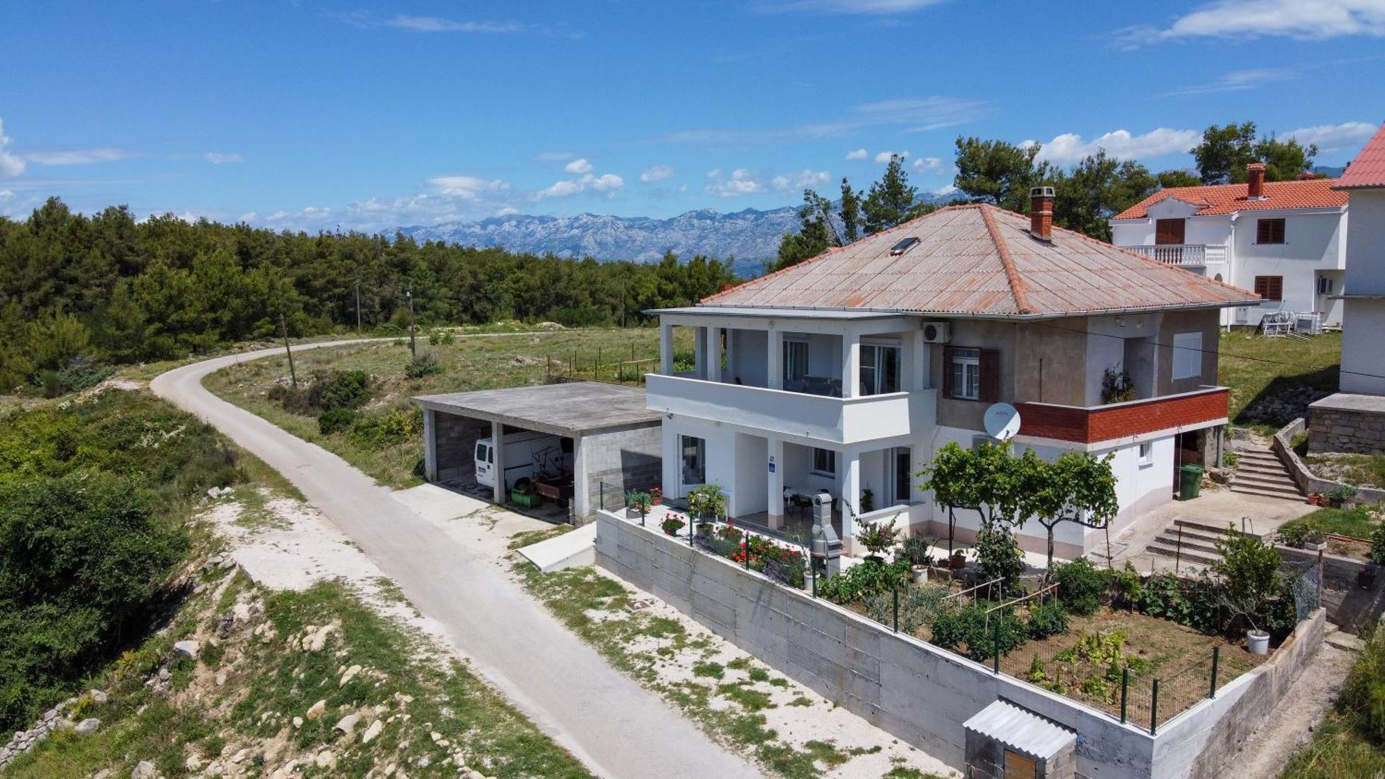 Apartments Tri Mora Ražanac 客房 照片